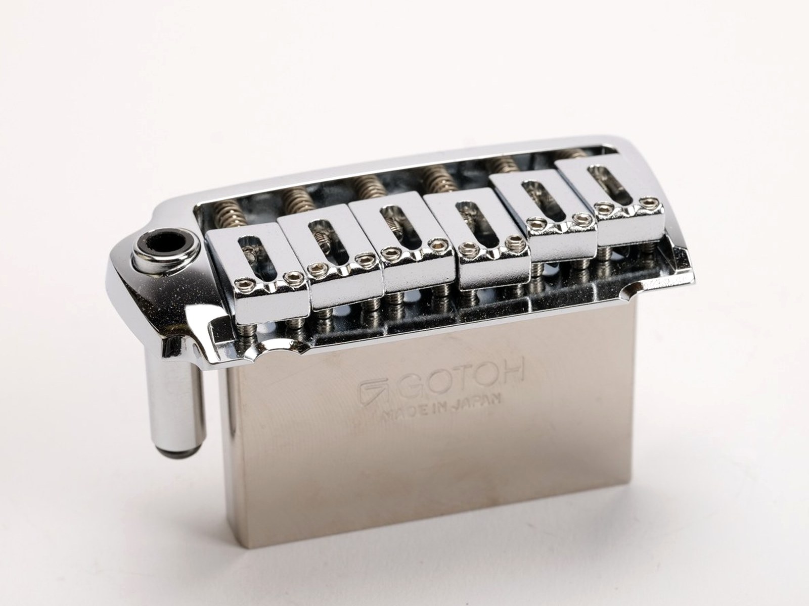 Gotoh EV510T-FE Tremolo Chrome, 42mm Steel Block – 3
