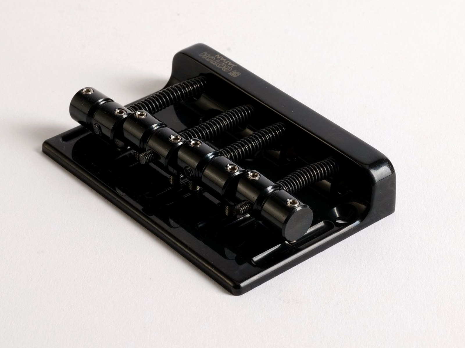 Gotoh 201B-4 Bass Bridge 4-String, Black – 1
